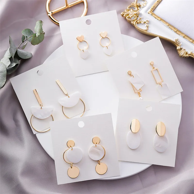 Fashion Korean Shell Earrings Simple Drop Earrings For Women Geometric Gold Color Statement Irregular Earrings Jewelry Brincos
Fashion Korean Shell Earrings Simple Drop Earrings For Women Geometric Gold Color Statement Irregular Earrings Jewelry Brincos