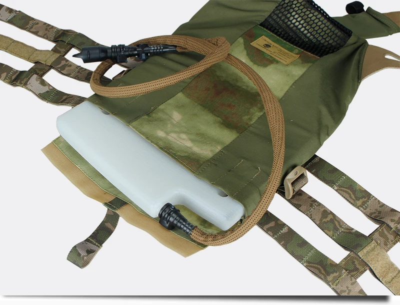 TMC-1-5L-Plate-Cut-Hydrogen-Storage-Hydration-Case-Water-Panel-For-molle-combat-assault-Plate (1)