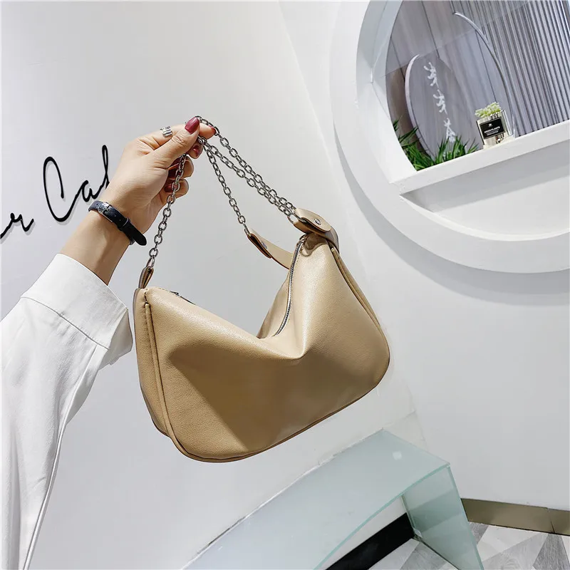 Small bag female 2020 new wild net red summer armpit bag chain casual texture solid color shoulder messenger bag
Small bag female 2020 new wild net red summer armpit bag chain casual texture solid color shoulder messenger bag