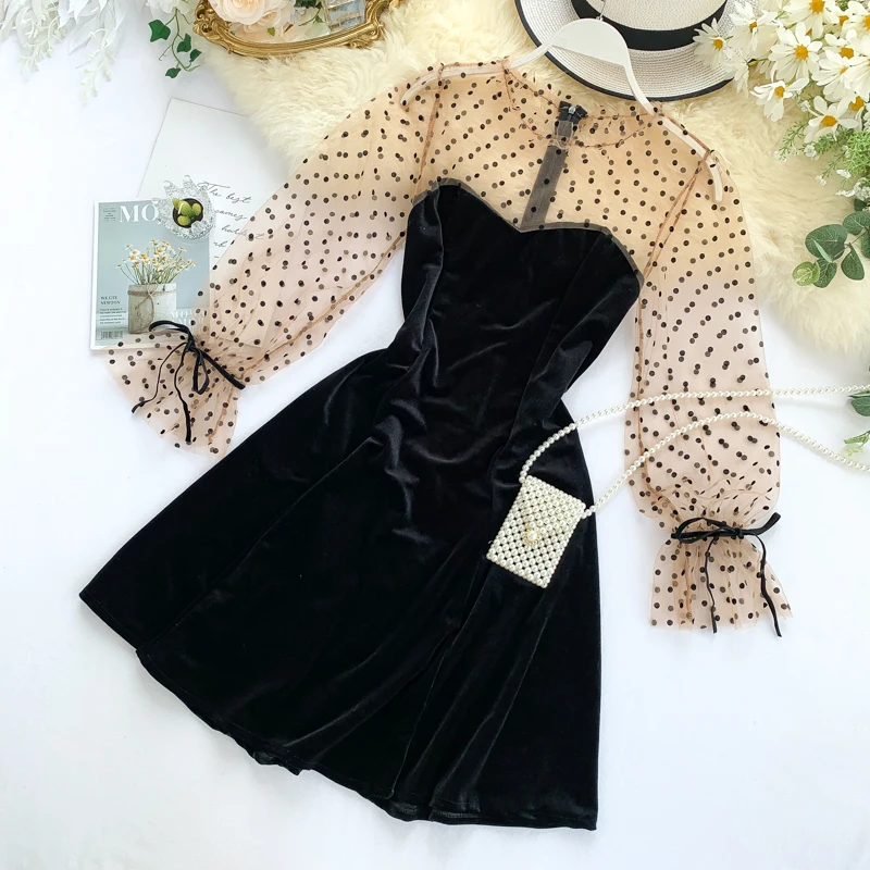 Spring 2020 New Polka Dot Print Mesh Stitching Dress French Retro Black Velour Female Velvet Dress Vestidos for Women
Spring 2020 New Polka Dot Print Mesh Stitching Dress French Retro Black Velour Female Velvet Dress Vestidos for Women