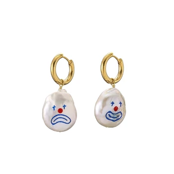 Handmade Clown Face Real Natural Pearls Drop Earrings Asymmetric Funny Clown Personality Clown 18K Gold Hoop Earrings
Handmade Clown Face Real Natural Pearls Drop Earrings Asymmetric Funny Clown Personality Clown 18K Gold Hoop Earrings