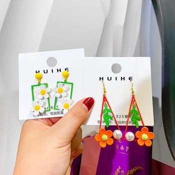 ZiccoWong Korean Cute Flower Stud Earrings For Women Girl Fresh and Sweet Flower Statement Long Drop Earring Fashion Jewelry
ZiccoWong Korean Cute Flower Stud Earrings For Women Girl Fresh and Sweet Flower Statement Long Drop Earring Fashion Jewelry