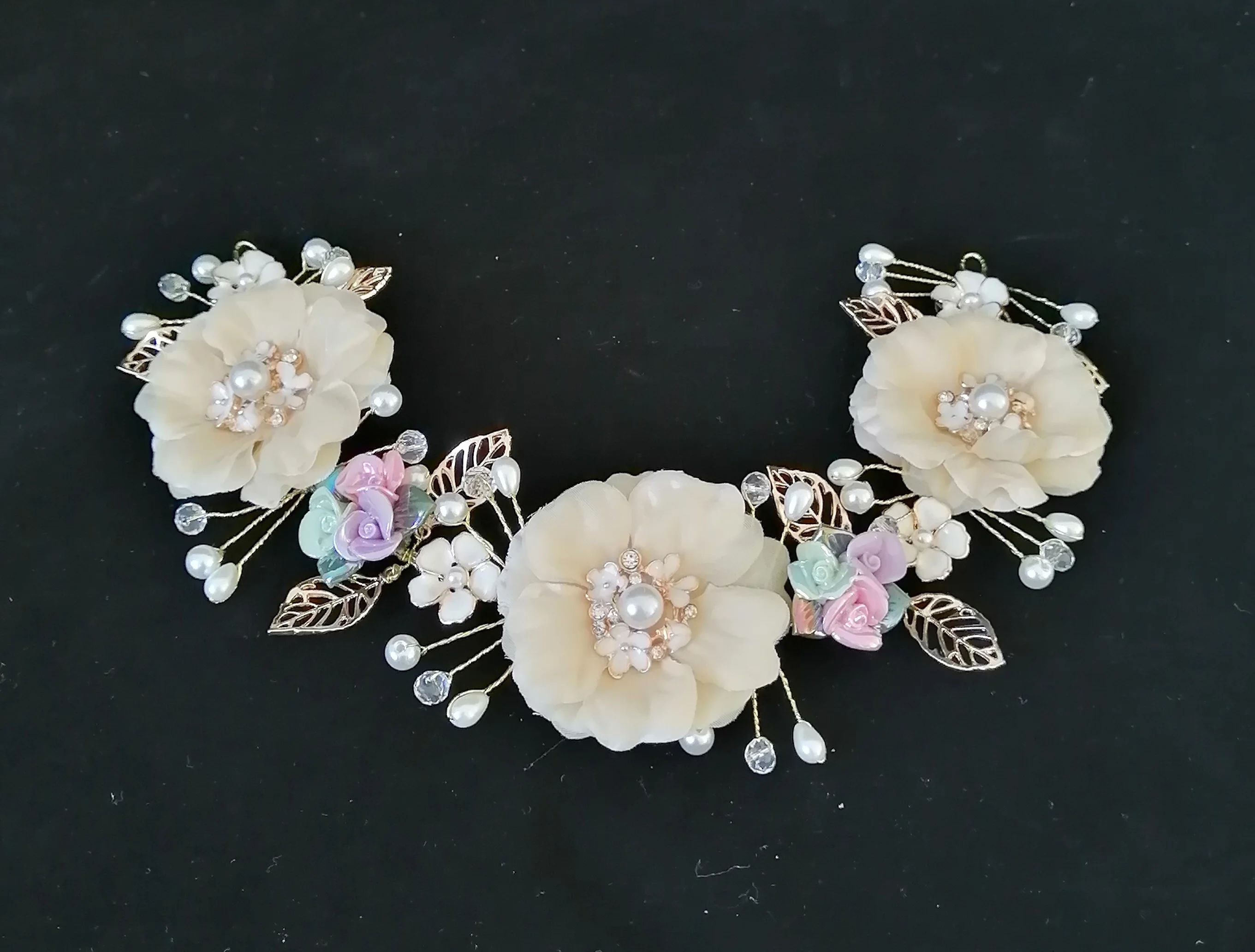 Luxury Wedding Rhinestone Tiara Bridal Ring Bearer Comb Garland Hairwear Jewelry Accessories Korean Champagne 3D FLoral Hairband
Luxury Wedding Rhinestone Tiara Bridal Ring Bearer Comb Garland Hairwear Jewelry Accessories Korean Champagne 3D FLoral Hairband