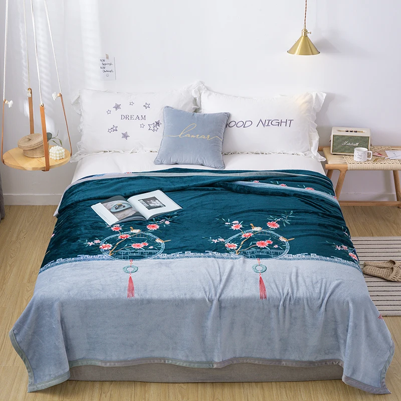 Chinese style lThicken plush bedspread blanket 200x230cm High Density Super Soft Flannel Blanket for the sofa/Bed/Car
Chinese style lThicken plush bedspread blanket 200x230cm High Density Super Soft Flannel Blanket for the sofa/Bed/Car
