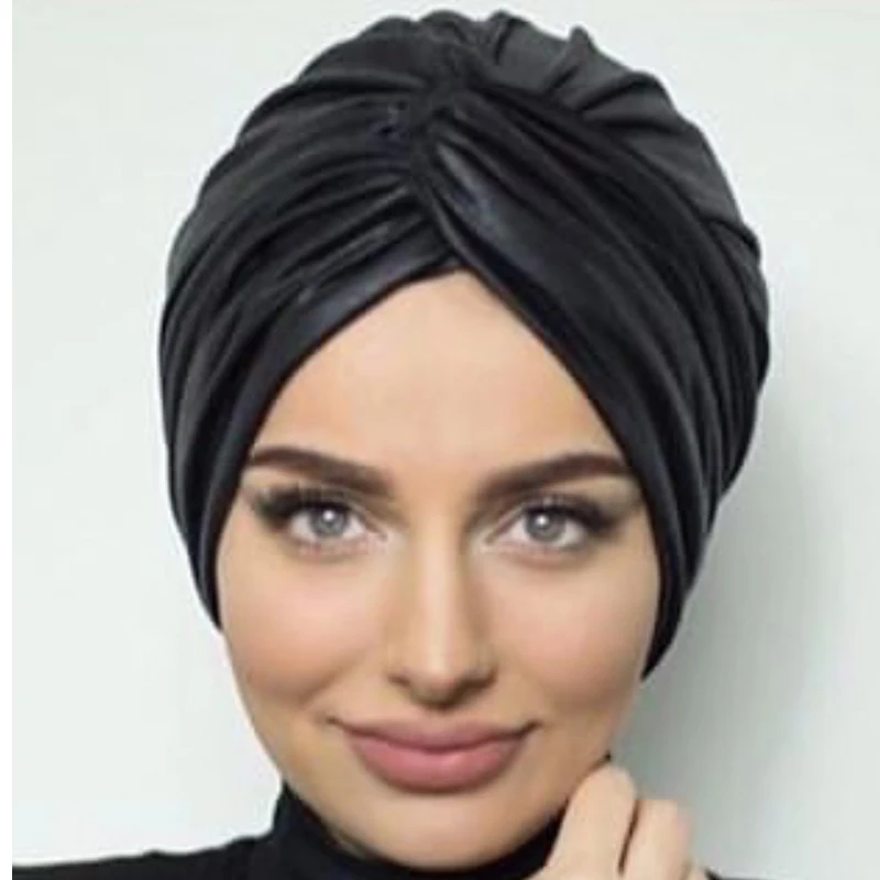2020 High Quality Suede Turban Caps for Women Soild Color Female Head Wraps Muslim Turban Inner Hijabs Islamic Headscarf Bonnet
2020 High Quality Suede Turban Caps for Women Soild Color Female Head Wraps Muslim Turban Inner Hijabs Islamic Headscarf Bonnet