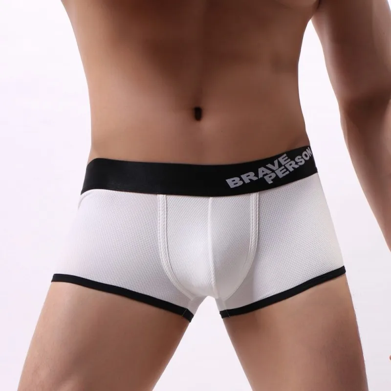 BRAVE PERSON Brand Men Breathable Underwear Mesh Man Boxer Shorts U Convex Pouch Design Sexy Boxers Male Pants
BRAVE PERSON Brand Men Breathable Underwear Mesh Man Boxer Shorts U Convex Pouch Design Sexy Boxers Male Pants