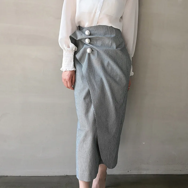 2019 Autumn Arrival Diamond Button Striped Woman Maxi Skirts High Waist Pleated Patchwork Irregular Streetwear Skirts
2019 Autumn Arrival Diamond Button Striped Woman Maxi Skirts High Waist Pleated Patchwork Irregular Streetwear Skirts