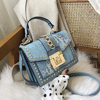 A Generation of Fat 2020 Summer New Style Europe and America Cool Snakeskin Hand Bag Messenger Bag bai da xiao Square Bag
A Generation of Fat 2020 Summer New Style Europe and America Cool Snakeskin Hand Bag Messenger Bag bai da xiao Square Bag