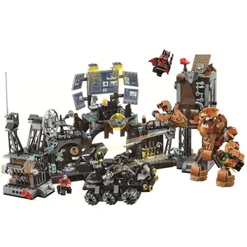 Batcaves Clayfaces Invasion Batmaned super heros 1071PCS Batcaves building block figures compatible 76122 children toys
Batcaves Clayfaces Invasion Batmaned super heros 1071PCS Batcaves building block figures compatible 76122 children toys