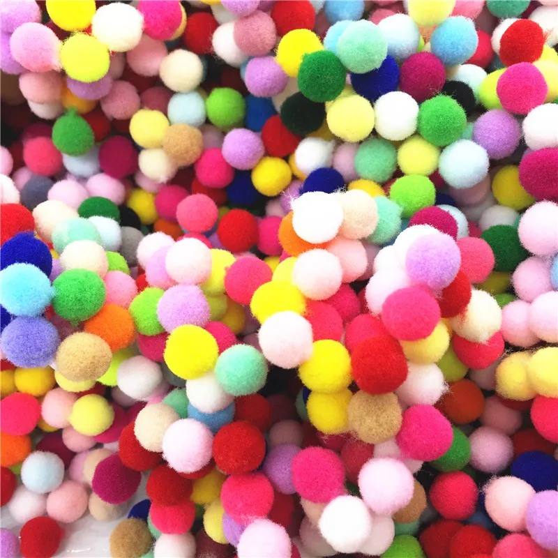 Многоцветные плюшевые шарики помпоны из натурального меха мягкие для украшения