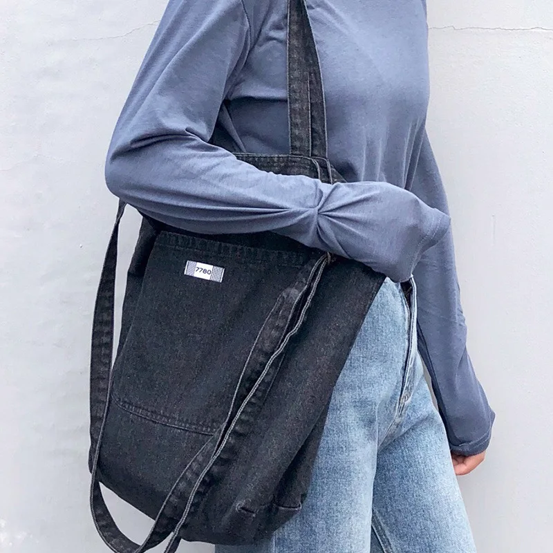 Retro Washed Denim Canvas Shoulder Messenger Bag Korean Version of Literary and Artistic Leisure Large-capacity Laptop Handbag
Retro Washed Denim Canvas Shoulder Messenger Bag Korean Version of Literary and Artistic Leisure Large-capacity Laptop Handbag