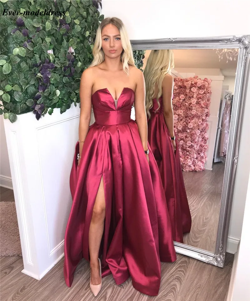 Robes 2020 Side Slit Prom Dresses Strapless A-Line Zipper Back Floor Length Arabic Celebrity Evening Gowns Cheap Customized
Robes 2020 Side Slit Prom Dresses Strapless A-Line Zipper Back Floor Length Arabic Celebrity Evening Gowns Cheap Customized