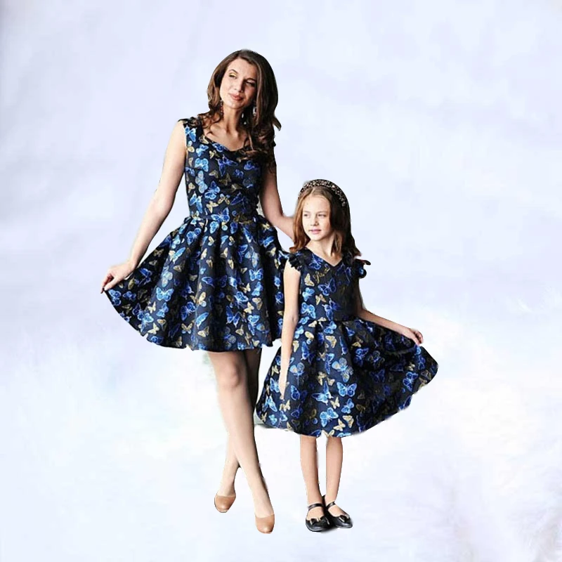 Семейные комплекты для женщин и детей нарядное милое праздничное платье