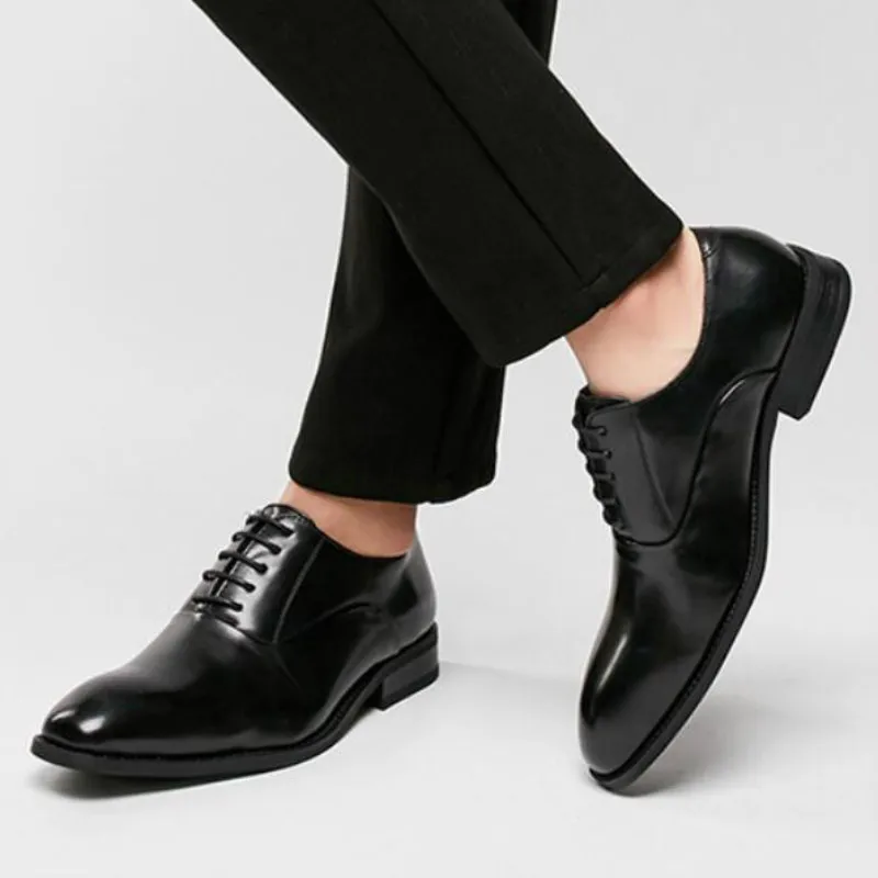 Men Formal Shoes Fashion Patent Leather Dress Shoe black lace up Autumn Spring Brand oxfords Business Office Wedding Footwear
Men Formal Shoes Fashion Patent Leather Dress Shoe black lace up Autumn Spring Brand oxfords Business Office Wedding Footwear