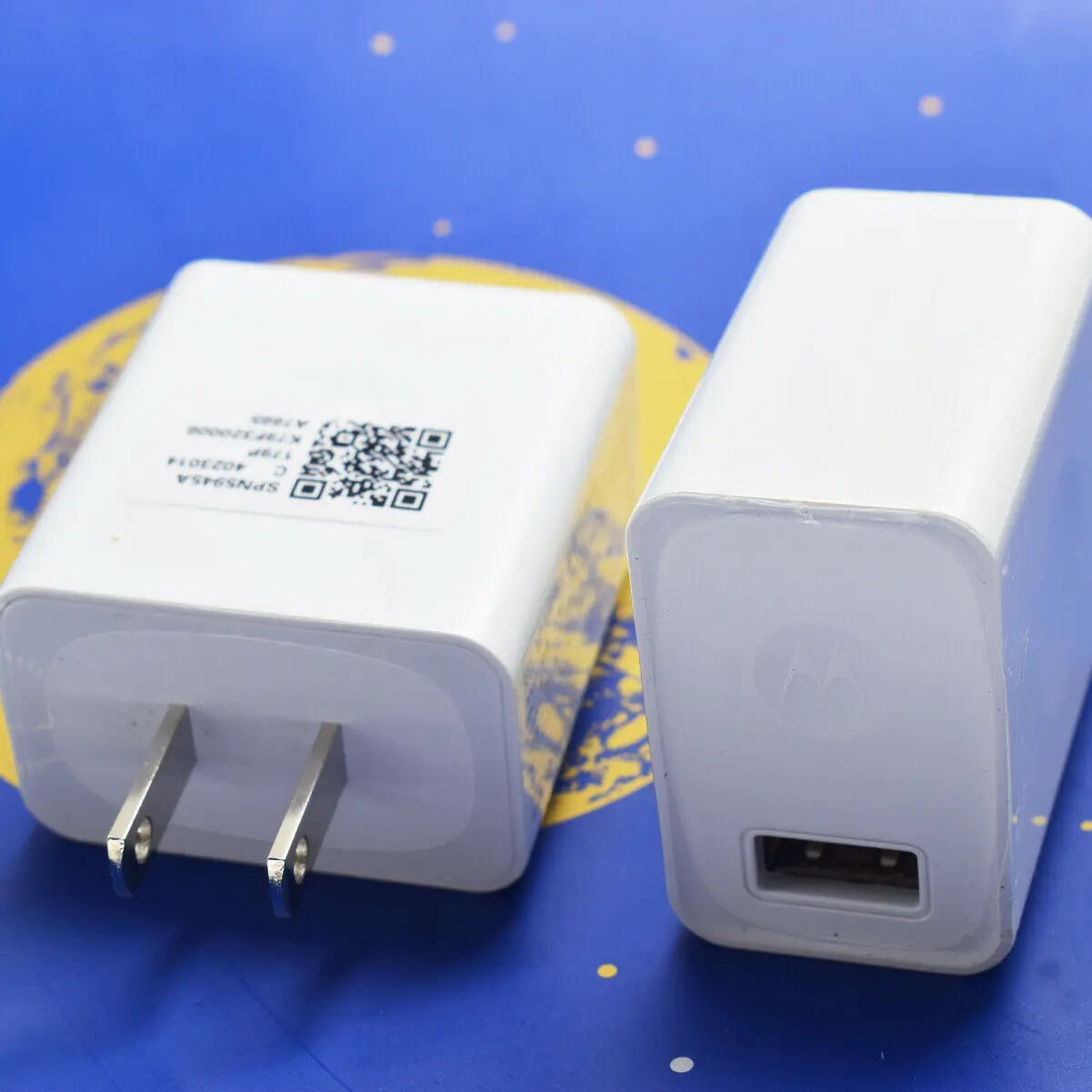 10 шт. универсальная дорожная USB-зарядка для Motorola 5 в 2 А, сетевое зарядное устройство с американской вилкой, адаптер питания с сертификатом UL
10 шт. универсальная дорожная USB-зарядка для Motorola 5 в 2 А, сетевое зарядное устройство с американской вилкой, адаптер питания с сертификатом UL