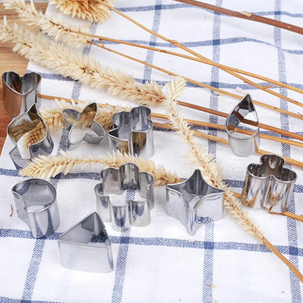 12pcs/set Geometric shape Cookie Cutter Tools Stainless Steel Shaped Holiday Biscuit Mold Kitchen Cake Decorating Tool
12pcs/set Geometric shape Cookie Cutter Tools Stainless Steel Shaped Holiday Biscuit Mold Kitchen Cake Decorating Tool