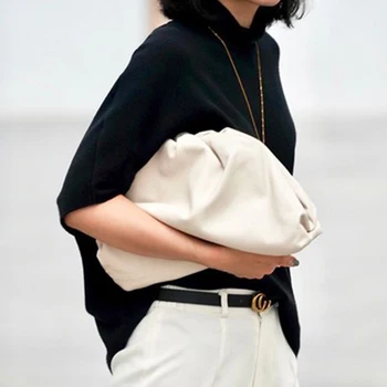 2020 new tide net red Ashgo with the same paragraph cloud bag fold large capacity soft leather diagonal dumpling clutch bag fema
2020 new tide net red Ashgo with the same paragraph cloud bag fold large capacity soft leather diagonal dumpling clutch bag fema