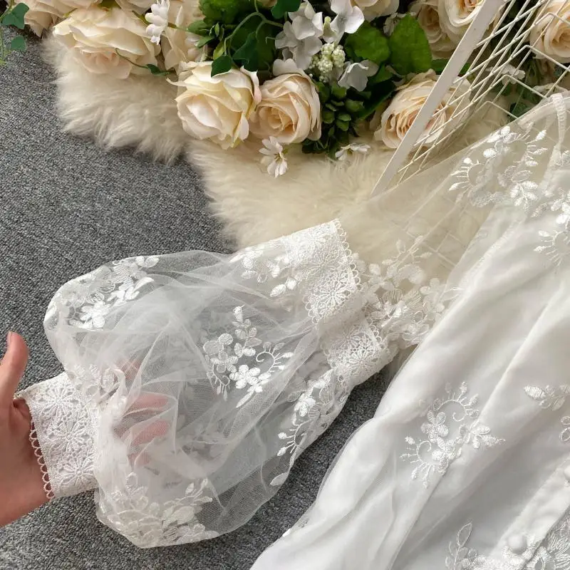  width=800></p>
<h1>SPECIFICATIONS</h1>
<p><span>Brand Name</span>: <span style=color:#333>Iceinside</span></p>
<p><span>Fabric Type</span>: <span style=color:#333>Lace</span></p>
<p><span>Pattern Type</span>: <span style=color:#333>Floral</span></p>
<p><span>Fit Type</span>: <span style=color:#333>Regulai Fit</span></p>
<p><span>Style</span>: <span style=color:#333>Streetwear</span></p>
<p><span>Age</span>: <span style=color:#333>MIDDLE AGE</span></p>
<p><span>Thickness</span>: <span style=color:#333>lightweight</span></p>
<p><span>Origin</span>: <span style=color:#333>Mainland China</span></p>
<p><span>CN</span>: <span style=color:#333>Zhejiang</span></p>
<p><span>Season</span>: <span style=color:#333>Spring/Summer</span></p>
<p><span>Clothing Length</span>: <span style=color:#333>short</span></p>
<p><span>Material</span>: <span style=color:#333>POLYESTER</span></p>
<p><span>Elasticity</span>: <span style=color:#333>Non Strech</span></p>
<p><span>Decoration</span>: <span style=color:#333>embroidery</span></p>
<p><span>Material Composition</span>: <span style=color:#333>synthetic fiber</span></p>
<p><span>Sleeve Length(cm)</span>: <span style=color:#333>Full</span></p>
<p><span>Release Date</span>: <span style=color:#333>Winter 2023</span></p>
<p><span>Clothing Patterns</span>: <span style=color:#333>SLIM</span></p>
<p><span>Place Of Origin</span>: <span style=color:#333>China (mainland)</span></p>
<p><span>Shirts Type</span>: <span style=color:#333>Casual Shirts</span></p>
<p><span>Model Number</span>: <span style=color:#333>PL610</span></p>
<p><span>Gender</span>: <span style=color:#333>WOMEN</span></p>
<p><span>Collar</span>: <span style=color:#333>Turn-down Collar</span></p>
<p><span>Closure Type</span>: <span style=color:#333>Single Breasted</span></p>
<p><span>Sleeve Style</span>: <span style=color:#333>puff sleeve</span></p>
<p><span>Commute</span>: <span style=color:#333>Korean version</span></p>
<p><span>Collar Type</span>: <span style=color:#333>Standing Orde</span></p>
<p><span>Color classification</span>: <span style=color:#333>Black and white</span></p>
<p><span>Sleeve type.</span>: <span style=color:#333>Bubble sleeves.</span></p>
<p><span>Sleeve length</span>: <span style=color:#333>Long sleeves.</span></p>
<p><span>Choice</span>: <span style=color:#333>yes</span></p>
<p><span>semi_Choice</span>: <span style=color:#333>yes</span></p>
<p>“</p>
			</div>
					<div class=