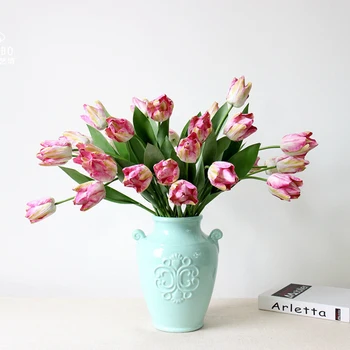 6 Pcs Artificial Flower High Quality PU Fake Artificial Silk Tulip Bouquet Party Artificial Flower Home Wedding Decoration 
6 Pcs Artificial Flower High Quality PU Fake Artificial Silk Tulip Bouquet Party Artificial Flower Home Wedding Decoration