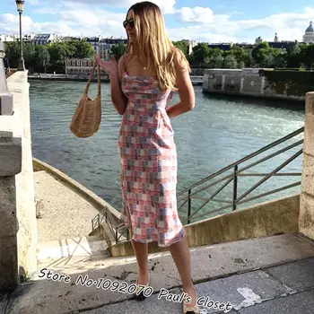 Women Cowl Neck Capulet Jupiter Dress With Adjustable Spaghetti Straps Bias Cut Capulet Silk Dress
Women Cowl Neck Capulet Jupiter Dress With Adjustable Spaghetti Straps Bias Cut Capulet Silk Dress