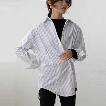 Striped Shirt Women 2020 Spring New Wild Casual Ladies Blouses and Tops Long-sleeved Fashion Cotton Women Clothing
Striped Shirt Women 2020 Spring New Wild Casual Ladies Blouses and Tops Long-sleeved Fashion Cotton Women Clothing