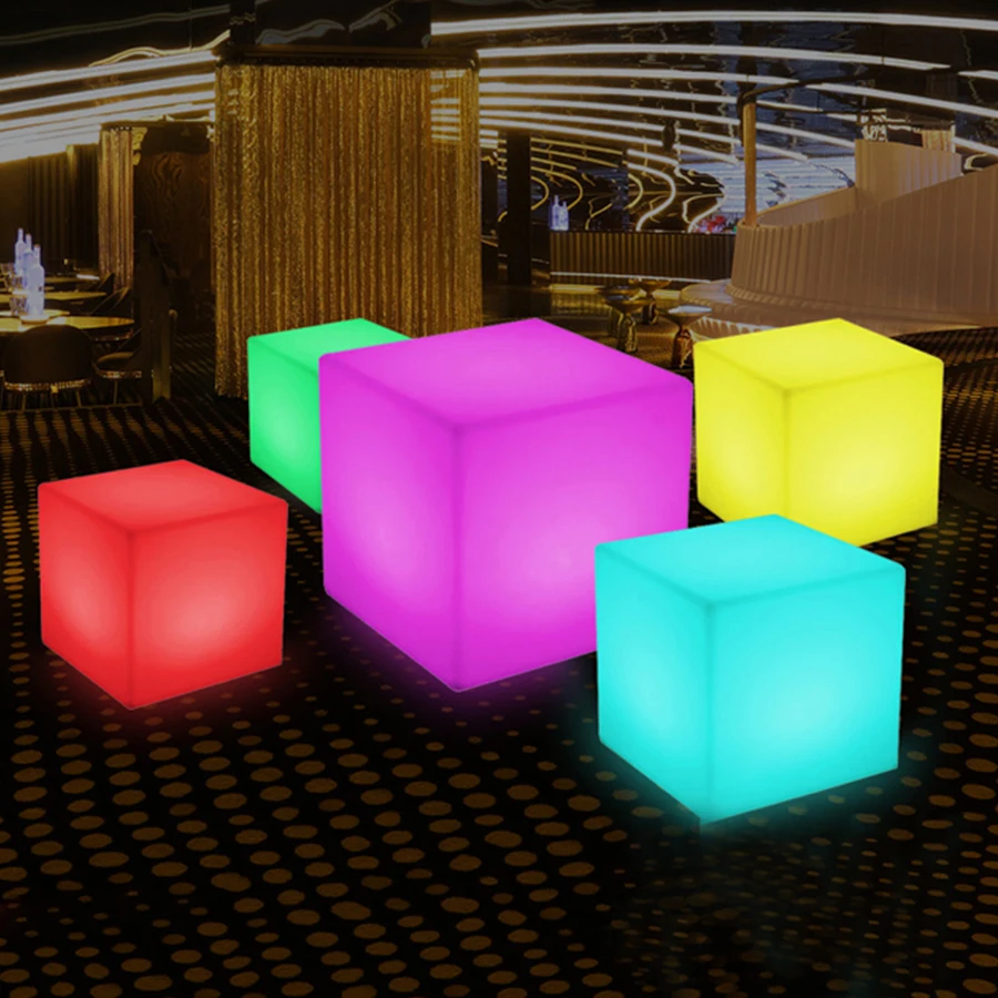 1PC 40CM RGBW Cordless LED Cube Chair Light With Remote LED illuminated Furniture Stool Light for Party Wedding Holiday Decor
1PC 40CM RGBW Cordless LED Cube Chair Light With Remote LED illuminated Furniture Stool Light for Party Wedding Holiday Decor