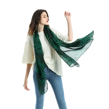 180*90cm Cotton Linen Voile Scarf Autumn Winter Scarves Men Foulard Square Hijab Ladies Shawl wrap muffler pareo female hijab
180*90cm Cotton Linen Voile Scarf Autumn Winter Scarves Men Foulard Square Hijab Ladies Shawl wrap muffler pareo female hijab