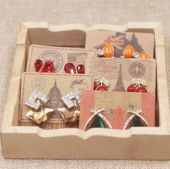 100Pcs Blank Studs Earrings Display Card Jewelry Packaging Stand Holder Hanging Tags Kraft Paper Jewelry Organizer 5x3.5cm
100Pcs Blank Studs Earrings Display Card Jewelry Packaging Stand Holder Hanging Tags Kraft Paper Jewelry Organizer 5x3.5cm