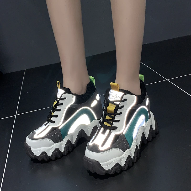 2019 Platform Wedges Sneakers Chunky Trainers Women Winter Fashion Mixed Colors Height Increasing Shoes Women Boot
2019 Platform Wedges Sneakers Chunky Trainers Women Winter Fashion Mixed Colors Height Increasing Shoes Women Boot