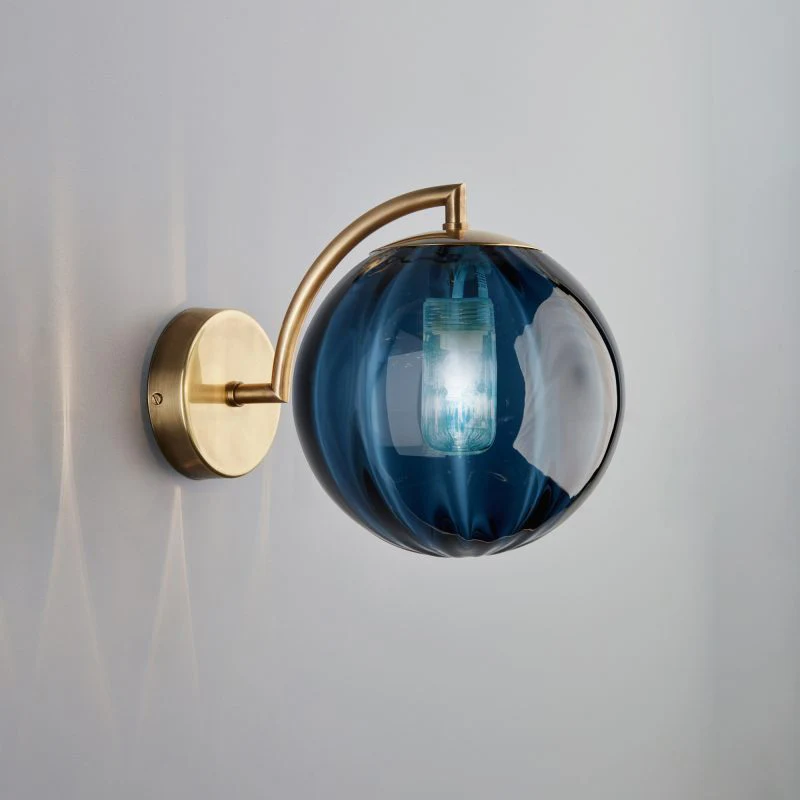 Modern Round Glass Ball Wall Lights Simple Sconce Led Wall Lamp for Home Bedroom Living Room Corridor Loft Decor Light Fixtures
Modern Round Glass Ball Wall Lights Simple Sconce Led Wall Lamp for Home Bedroom Living Room Corridor Loft Decor Light Fixtures