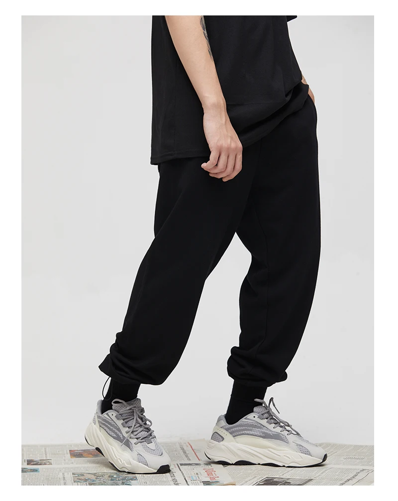 Hip Hop Solid Color Sweatpants Sport Gym Kanye West Cargo Harem Pencil Trouser Streetwear Elastic Waist Men Jogger Pant
Hip Hop Solid Color Sweatpants Sport Gym Kanye West Cargo Harem Pencil Trouser Streetwear Elastic Waist Men Jogger Pant