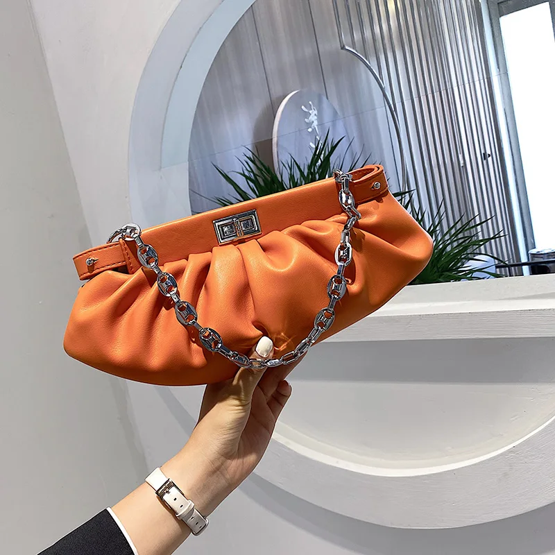 Pleated Hand Bags For Women 2020 New Luxury Designer Chains Lock Lady Shoulder Bags Good Quality PU Leather Crossbody Bags Purse
Pleated Hand Bags For Women 2020 New Luxury Designer Chains Lock Lady Shoulder Bags Good Quality PU Leather Crossbody Bags Purse