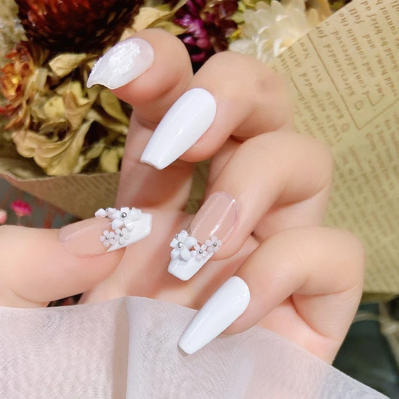 

3/6/9mm Five-Petal Small Flower Small White Flower Three-Dimensional Mini Ins Resin White Small Flower Nail Decoration 50/100pcs