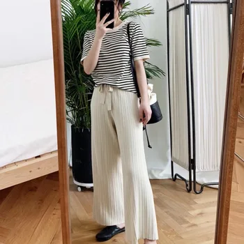 2020 Summer Women Two Piece Set Casual Short Sleeve O-Neck Striped Knitted Sweater & Wide Leg Pants Set Long Trousers Streetwear
2020 Summer Women Two Piece Set Casual Short Sleeve O-Neck Striped Knitted Sweater & Wide Leg Pants Set Long Trousers Streetwear