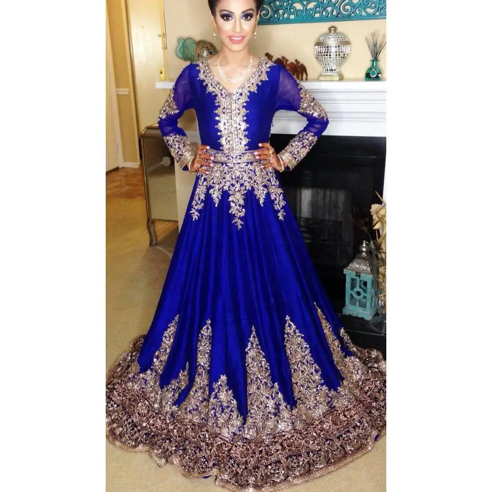 2020 Royal Blue Long Sleeve Dubai Kaftan Dresses Party Evening Dress Abaya Pakistani Arabic Gold Applique Embroidery A-line
2020 Royal Blue Long Sleeve Dubai Kaftan Dresses Party Evening Dress Abaya Pakistani Arabic Gold Applique Embroidery A-line
