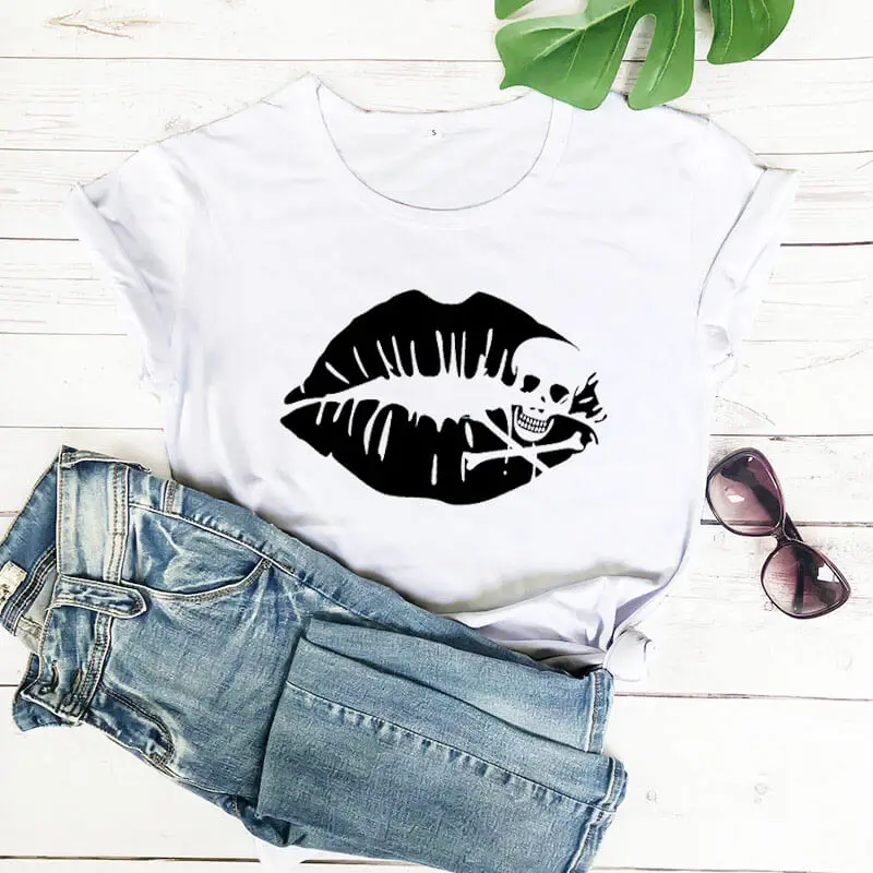 

Lips Skull and Crossbones Shirt New Arrival 2020 100%Cotton Funny T Shirt Deadly Kiss Shirt Kiss of Death Shirts