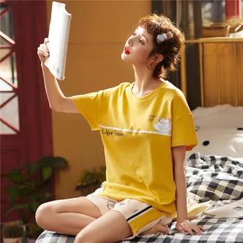 O-neck 2020 summer M-2XL comfortable 2-piece suit women's pajamas casual 100% cotton short-sleeved shorts female student pajamas 
O-neck 2020 summer M-2XL comfortable 2-piece suit women's pajamas casual 100% cotton short-sleeved shorts female student pajamas