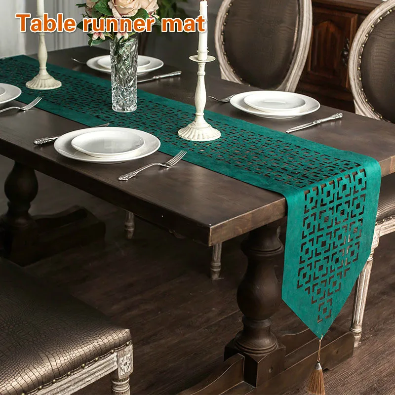 Modern Simple Dark Green Velvet Hollow Pendant Table Runner Mat Classical Furniture Tea Desk Piano Cover Cloth Camino De Mesa
Modern Simple Dark Green Velvet Hollow Pendant Table Runner Mat Classical Furniture Tea Desk Piano Cover Cloth Camino De Mesa