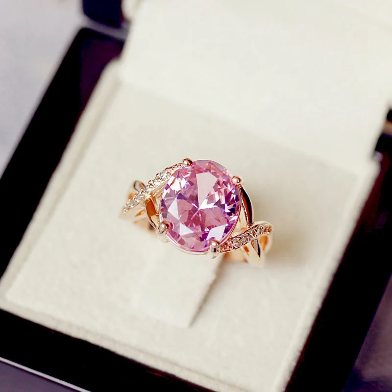 Fashion Shiny Cross side Design Rose gold color Pink Stone Oval Ring Cubic zirconia Women Jewelry Accessories
Fashion Shiny Cross side Design Rose gold color Pink Stone Oval Ring Cubic zirconia Women Jewelry Accessories