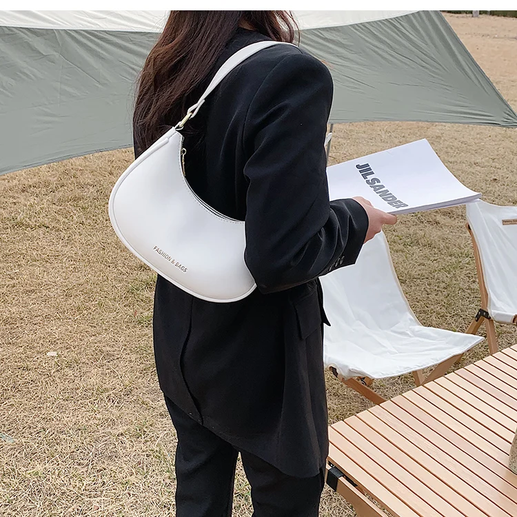 С доставкой Unregelmäßigen Quadratischen Design Kleine neue PU Leder Umhängetaschen für Frauen 2021 Sommer Branded Schulter luxus Handtaschen С доставкой Unregelmäßigen Quadratischen Design Kleine neue PU Leder Umhängetaschen für Frauen 2021 Sommer Branded Schulter luxus Handtaschen