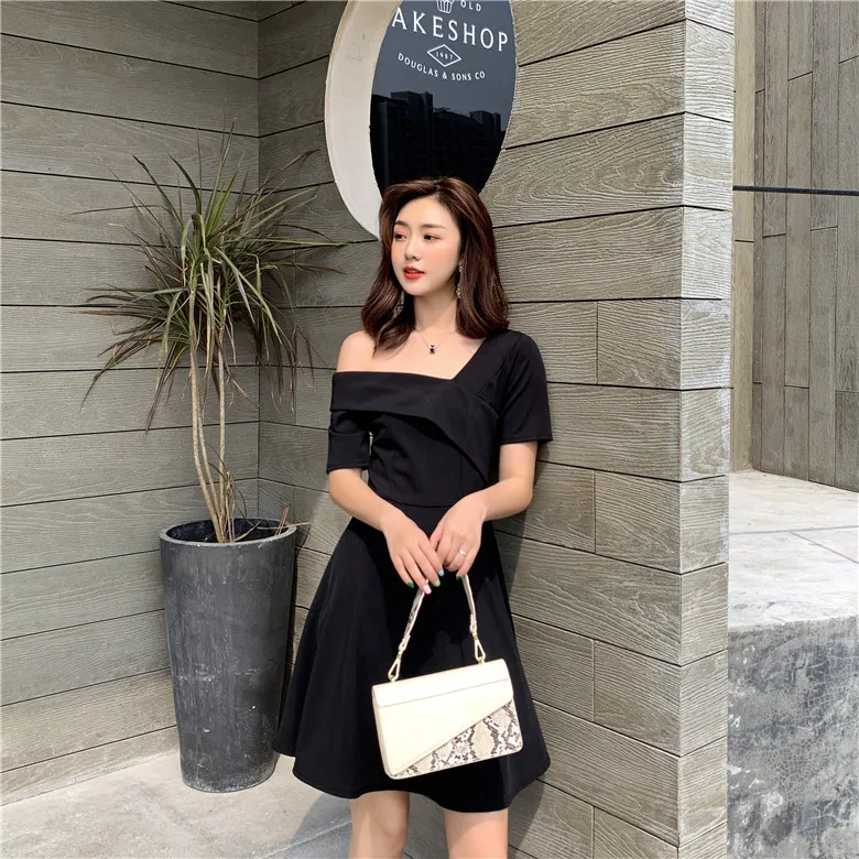 Summer INS Online Celebrity French Scheming Elegant Hepburn Wind off-Shoulder High-waisted off-Shoulder Dress Women's
Summer INS Online Celebrity French Scheming Elegant Hepburn Wind off-Shoulder High-waisted off-Shoulder Dress Women's