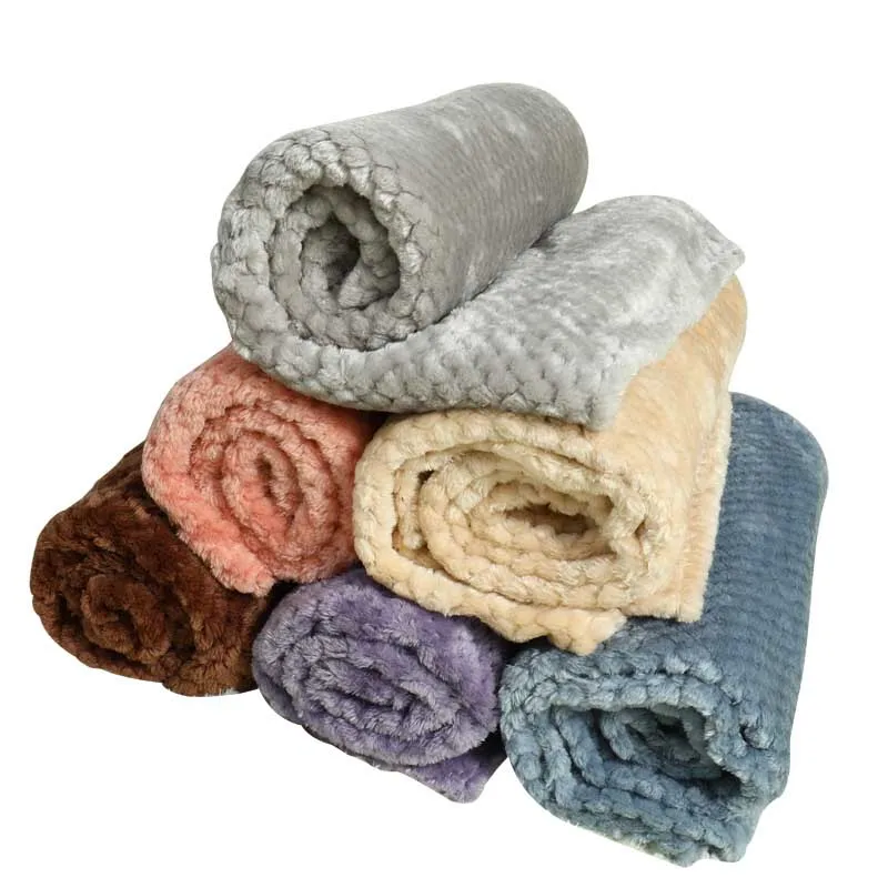 Wool Plush Pet Dog Bed Blanket Double Thicker Kennel Mat Cat Puppy Winter Keep Warm Sleep Blankets Pet Dog Cats Supplies
Wool Plush Pet Dog Bed Blanket Double Thicker Kennel Mat Cat Puppy Winter Keep Warm Sleep Blankets Pet Dog Cats Supplies