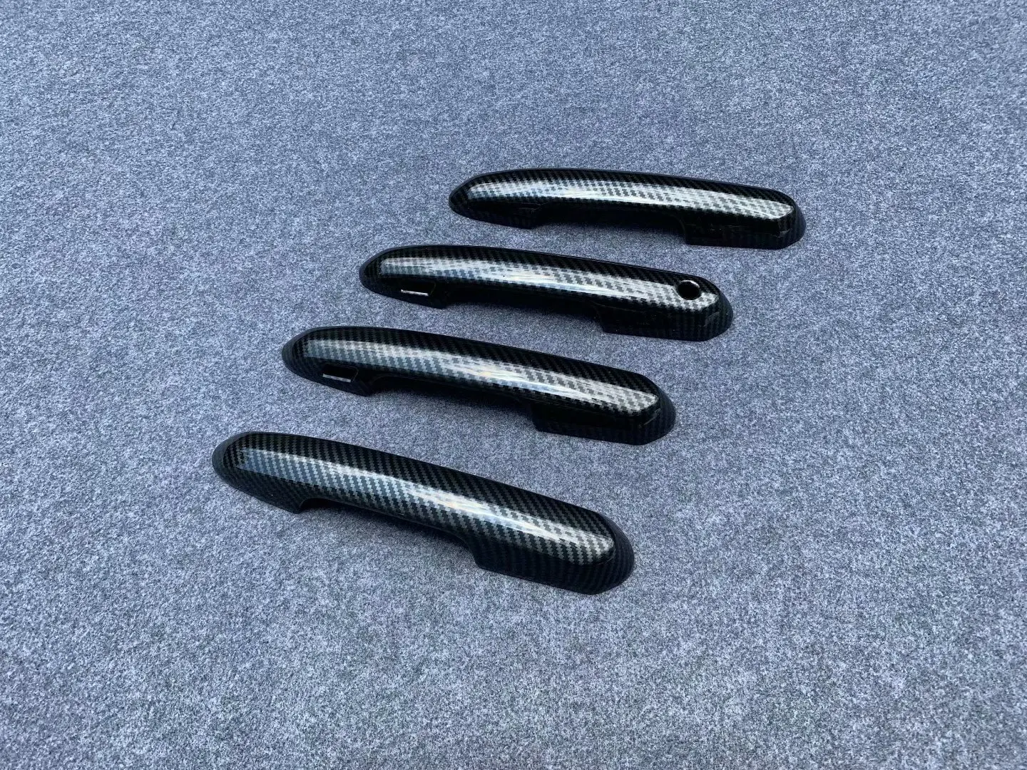 4Pcs Exterior Door Handle Cover Trim Carbon Fiber Style Decor Fit for Toyota RAV4 2019 2020 2021 Outer Door Handle Trim
4Pcs Exterior Door Handle Cover Trim Carbon Fiber Style Decor Fit for Toyota RAV4 2019 2020 2021 Outer Door Handle Trim