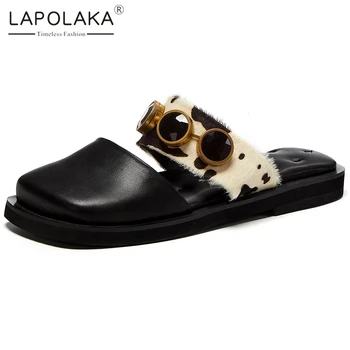 Lapolaka 2020 New Design Genuine Leather Women Sandals Flat With Metal Decoration Summer Outside Women Slippers
Lapolaka 2020 New Design Genuine Leather Women Sandals Flat With Metal Decoration Summer Outside Women Slippers