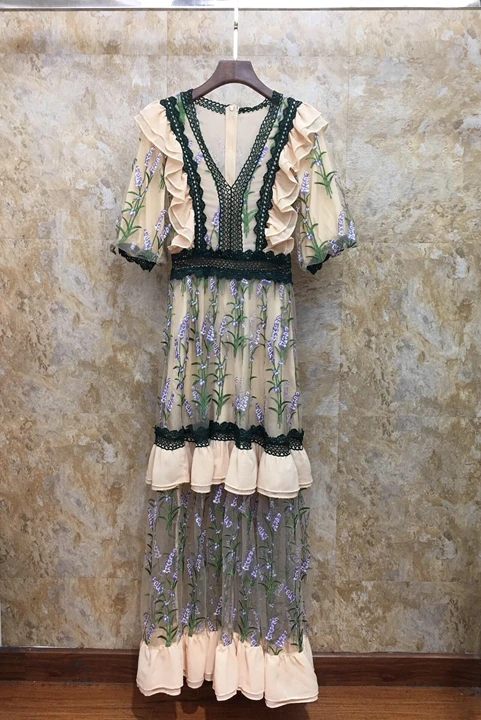 2019 Early Autumn New Woman V-collar Back Zipper Decoration Wooden Ear Side Stitching Hollow Sleeve Dress 727
2019 Early Autumn New Woman V-collar Back Zipper Decoration Wooden Ear Side Stitching Hollow Sleeve Dress 727