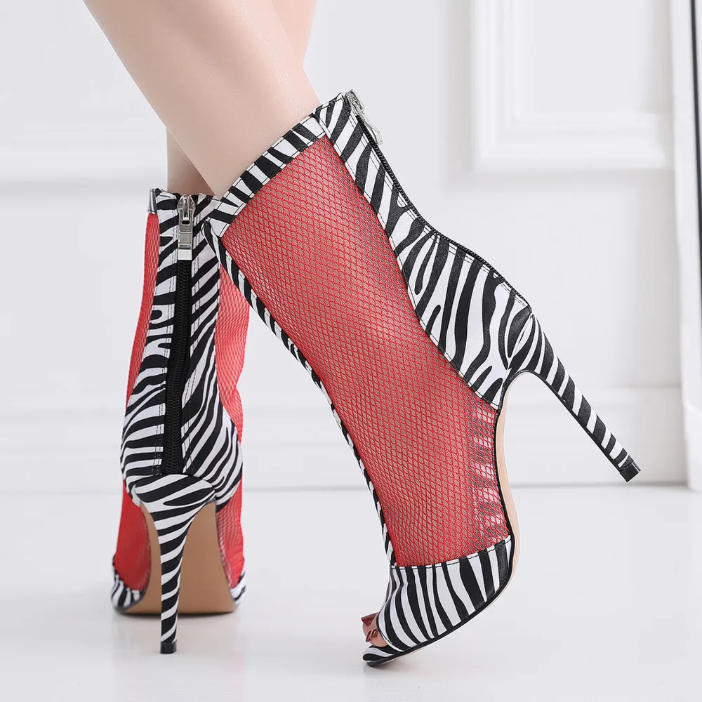 Hot Selling Salsa Jazz Tango Outdoor Rubber Sole Social Latin Dance Shoes for Dancing Women Female Stylish High Heel Satin Red
Hot Selling Salsa Jazz Tango Outdoor Rubber Sole Social Latin Dance Shoes for Dancing Women Female Stylish High Heel Satin Red