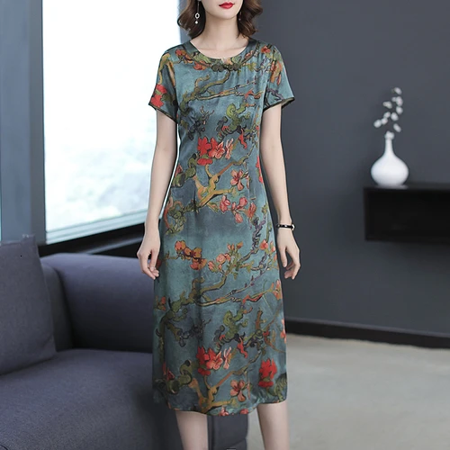 2020 Summer Chinese Wind Silk Female Dress New Style Simple Short Sleeve Designs Temperament Printed Elegant Office Lady Dresses
2020 Summer Chinese Wind Silk Female Dress New Style Simple Short Sleeve Designs Temperament Printed Elegant Office Lady Dresses