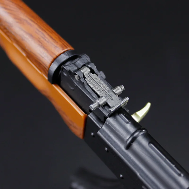 AK47 Jedi Survival Chicken Military Model Assault Rifle Assembled Unusable Weapons Alloy Model Ornaments
AK47 Jedi Survival Chicken Military Model Assault Rifle Assembled Unusable Weapons Alloy Model Ornaments