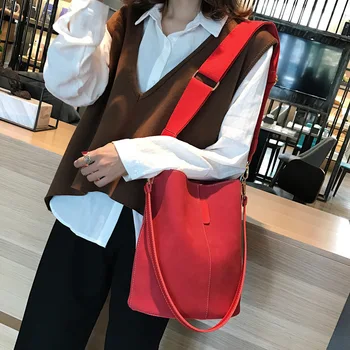 2020 new Korean version of the shoulder messenger bag fashion cute messenger bag large capacity casual messenger bag ladies
2020 new Korean version of the shoulder messenger bag fashion cute messenger bag large capacity casual messenger bag ladies