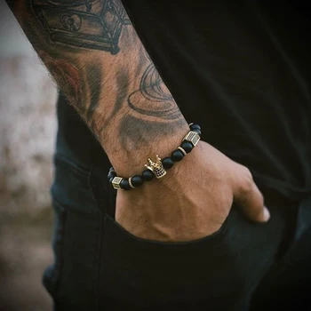Mcllroy Bracelets Brand Trendy Crown Charm Men bracelets Natural Stone Beads Women Men Jewelry Pulseras Mujer CZ 2019 jewelry
Mcllroy Bracelets Brand Trendy Crown Charm Men bracelets Natural Stone Beads Women Men Jewelry Pulseras Mujer CZ 2019 jewelry